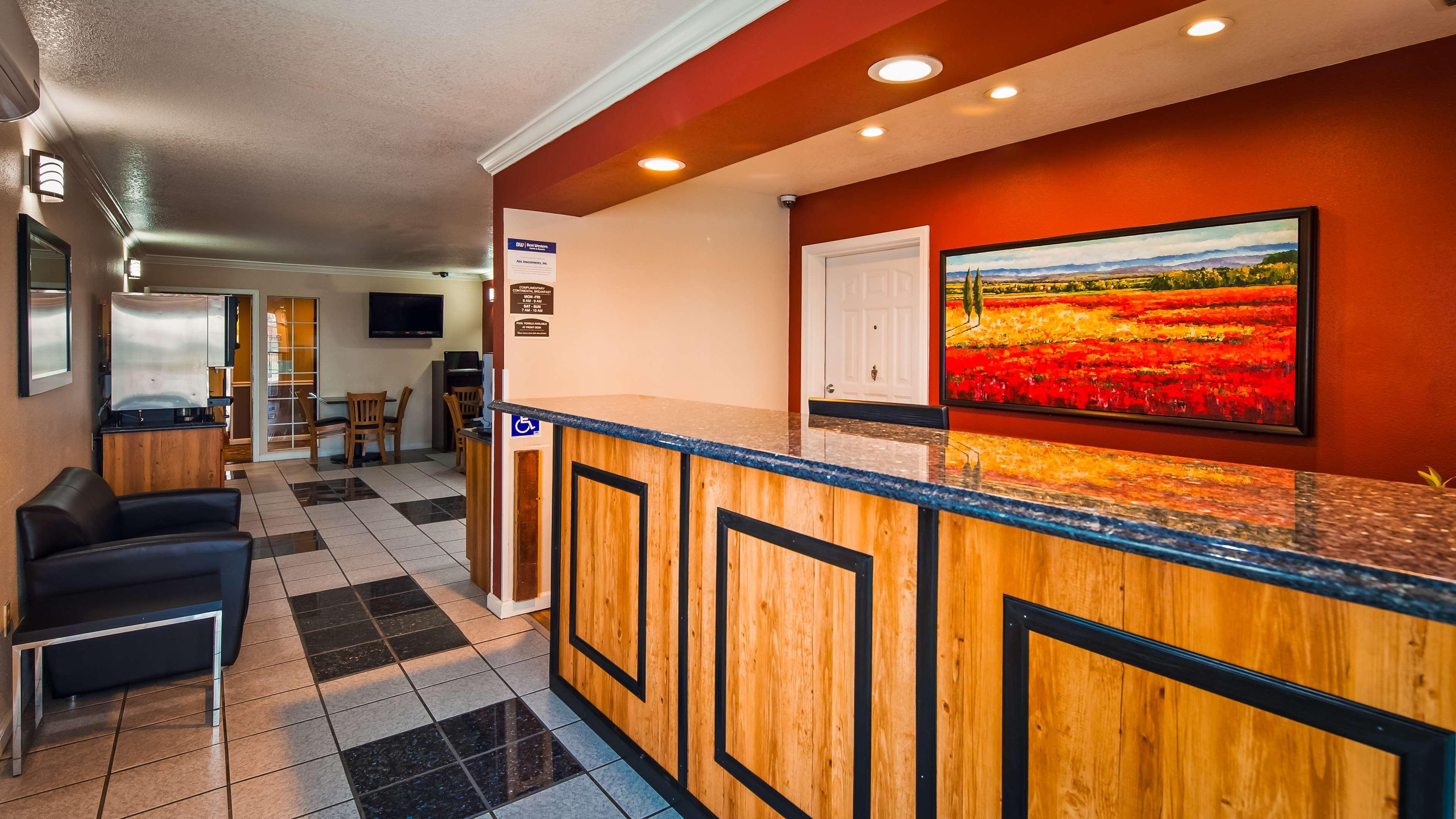Best Western Americana Dinuba Extérieur photo