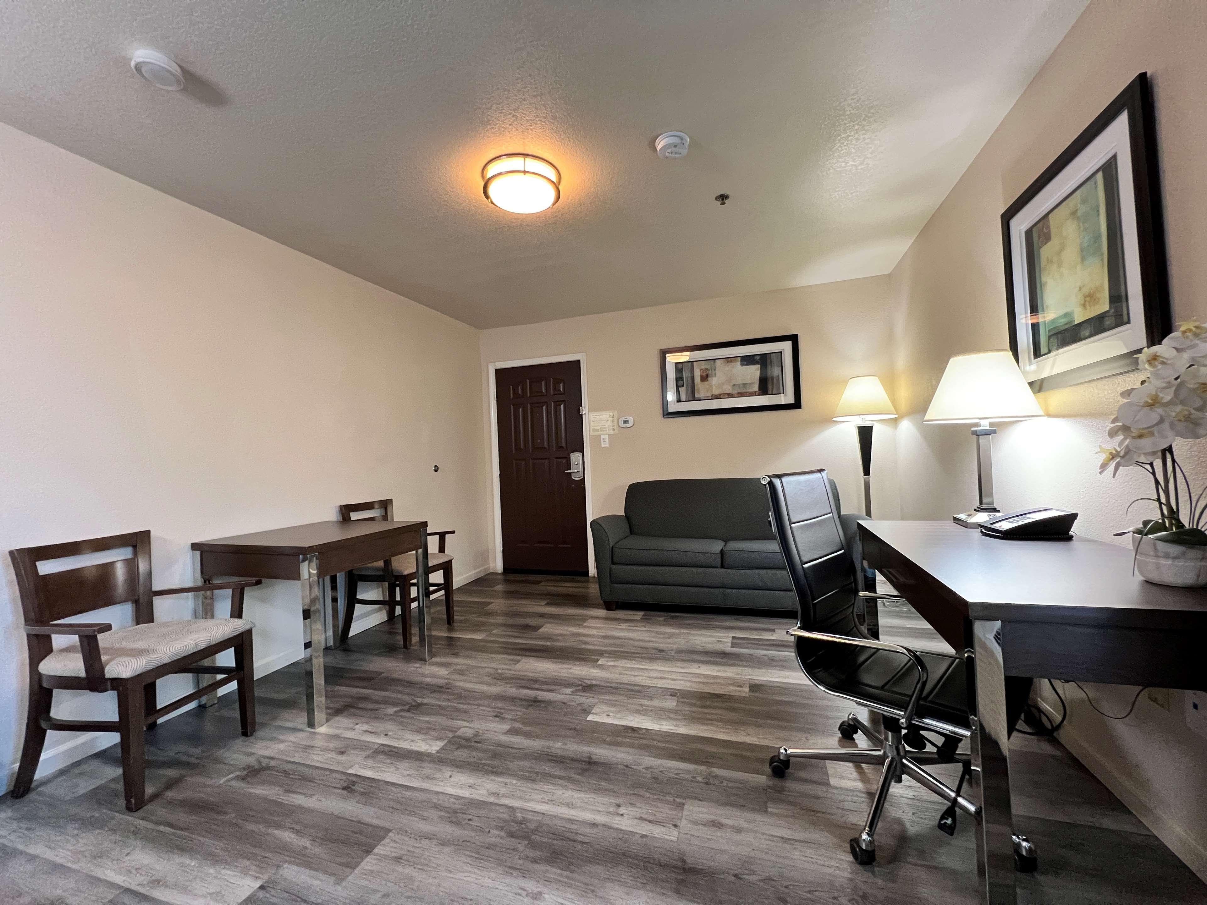 Best Western Americana Dinuba Extérieur photo