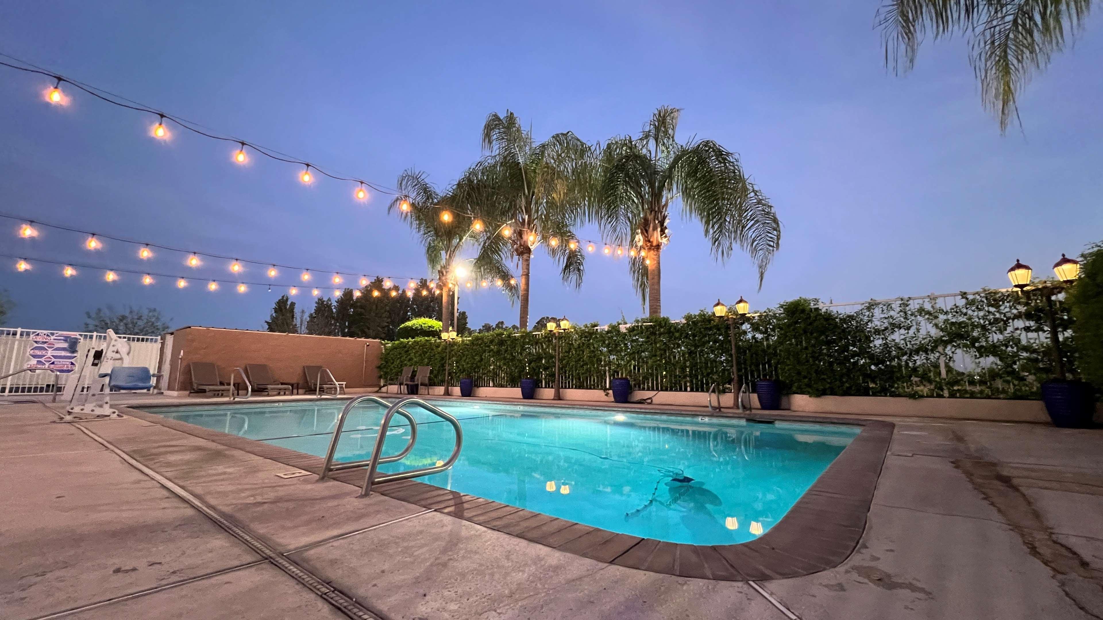 Best Western Americana Dinuba Extérieur photo