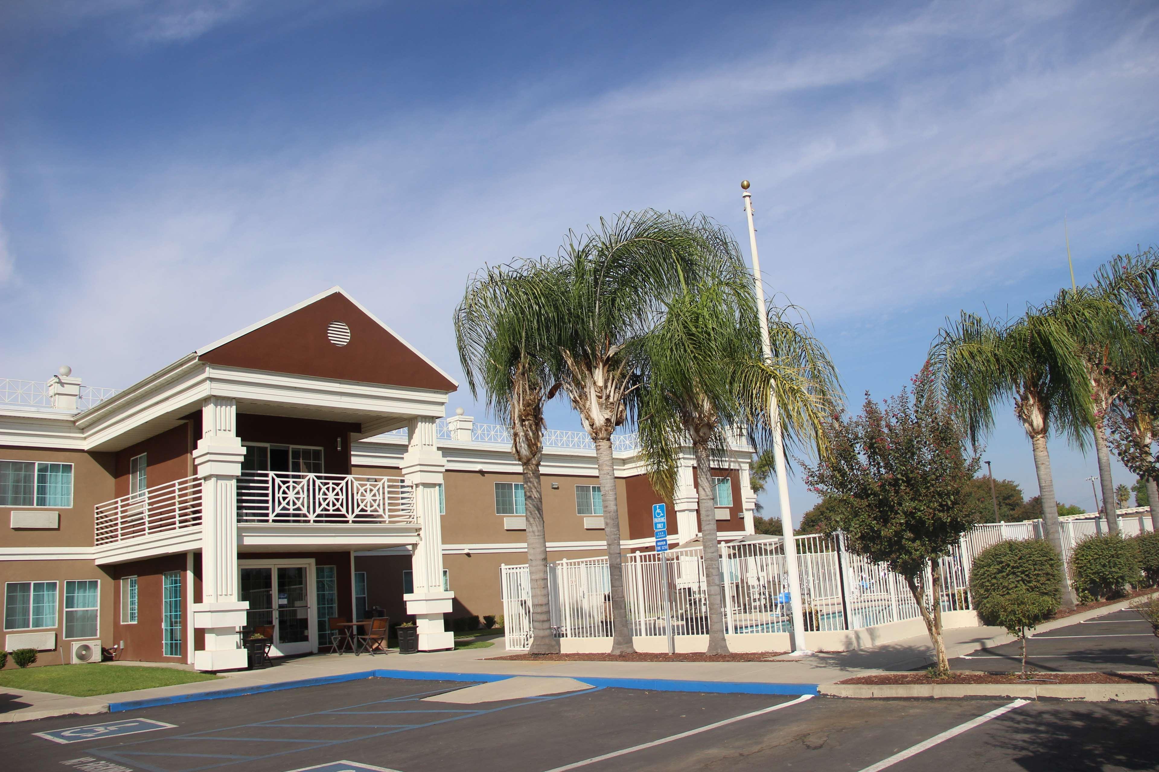 Best Western Americana Dinuba Extérieur photo